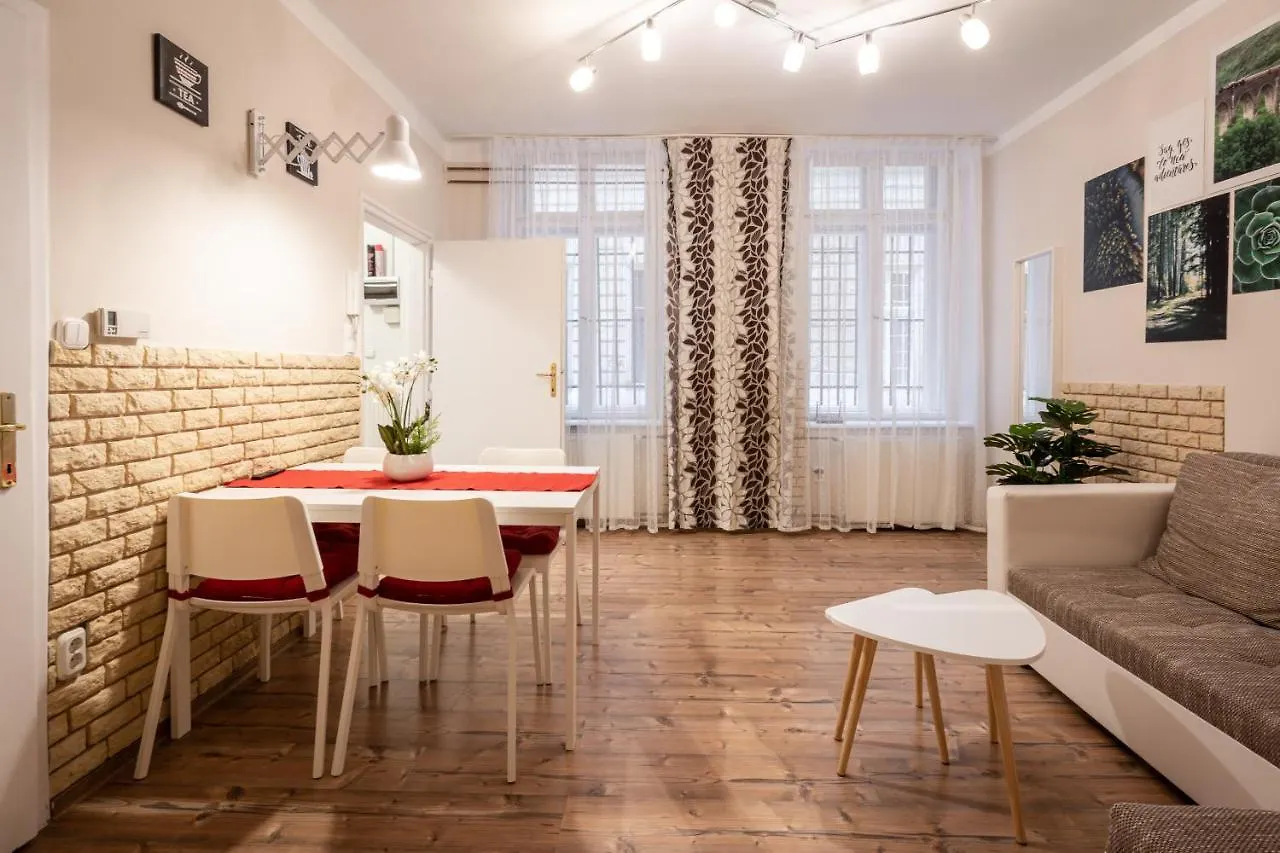 Zensen Nest Apartment Budapest